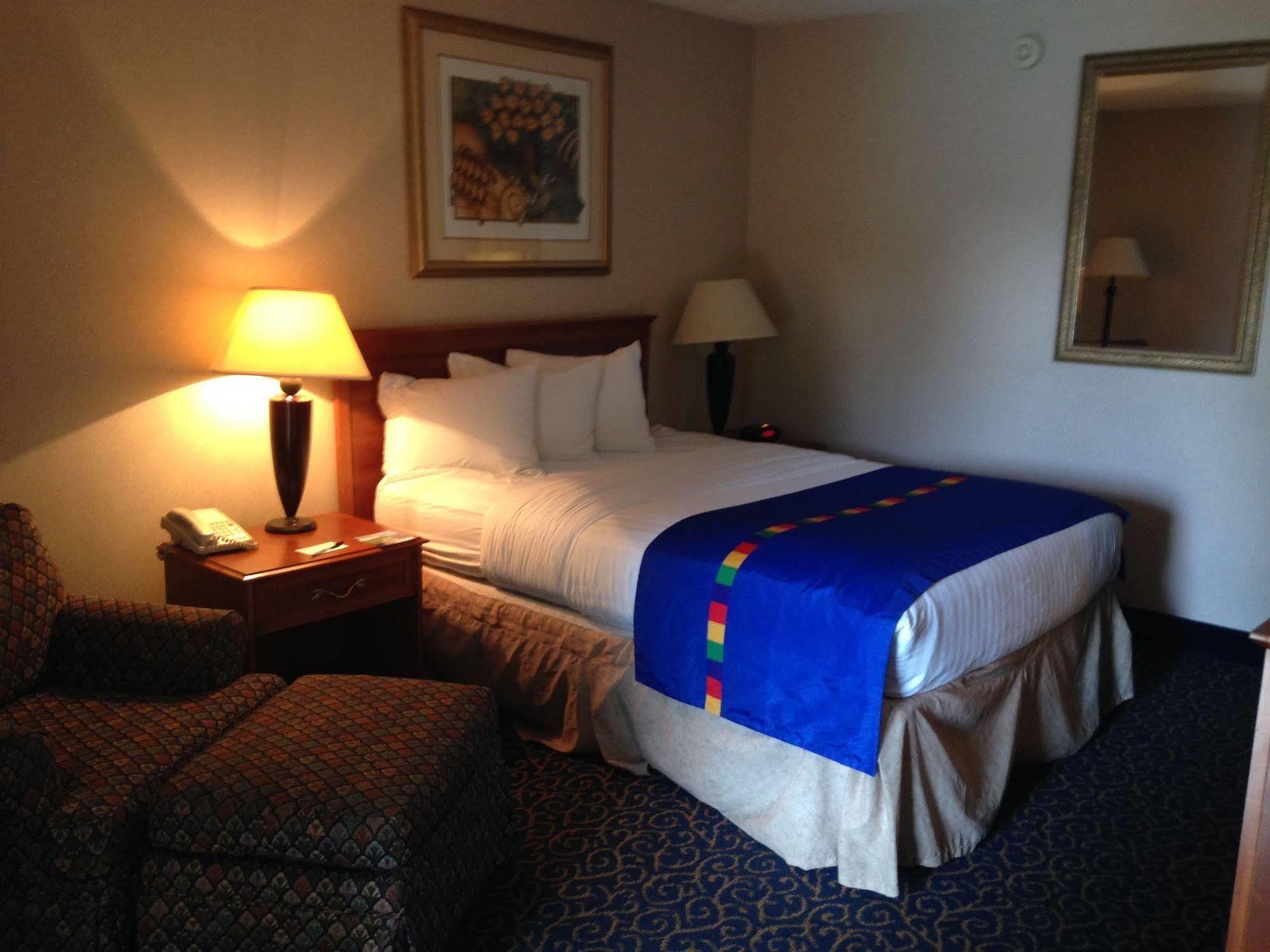 Park Inn By Radisson Harrisburg West แมคานิกส์เบิร์ก ภายนอก รูปภาพ